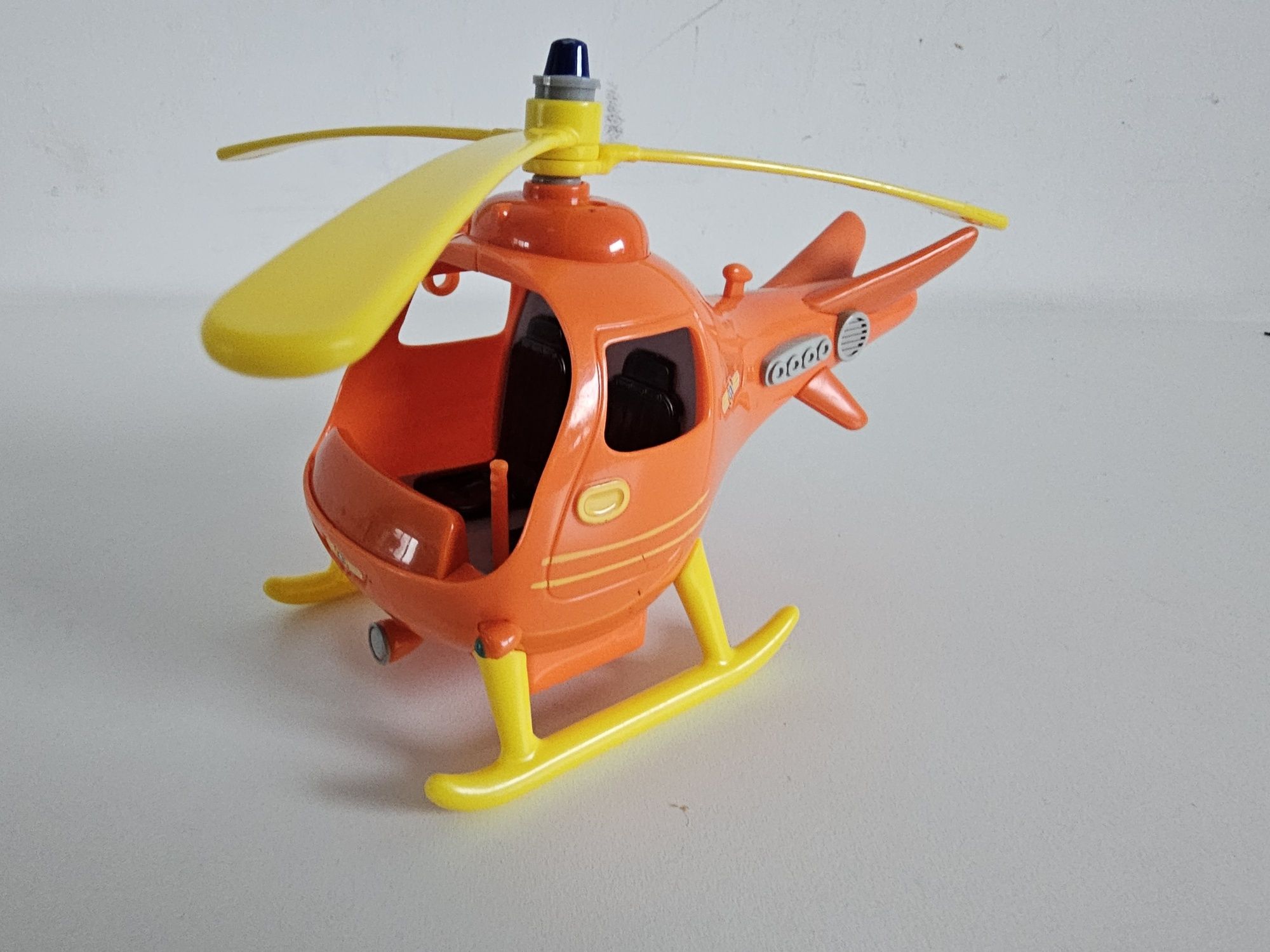 Strażak sam helikopter ratunkowy