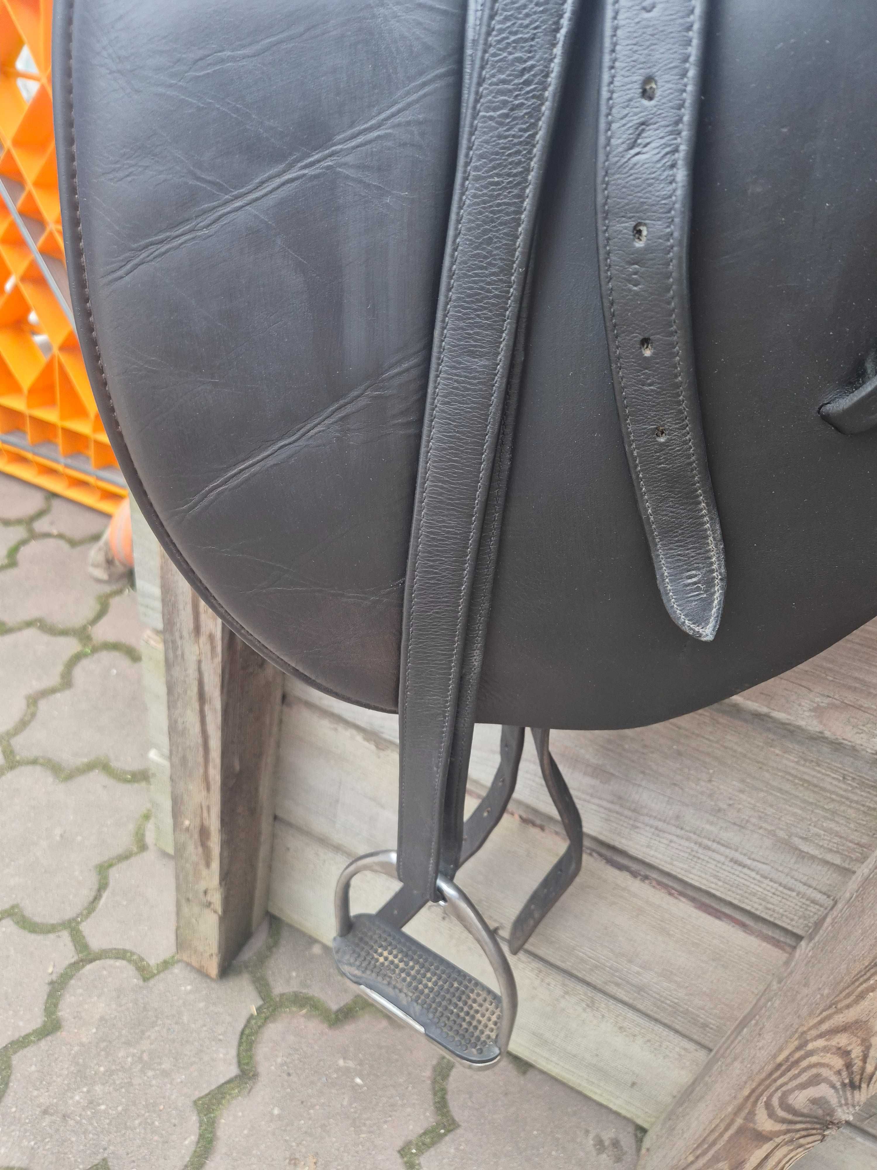 Siodło skokowe County Saddlery -  - 17,5