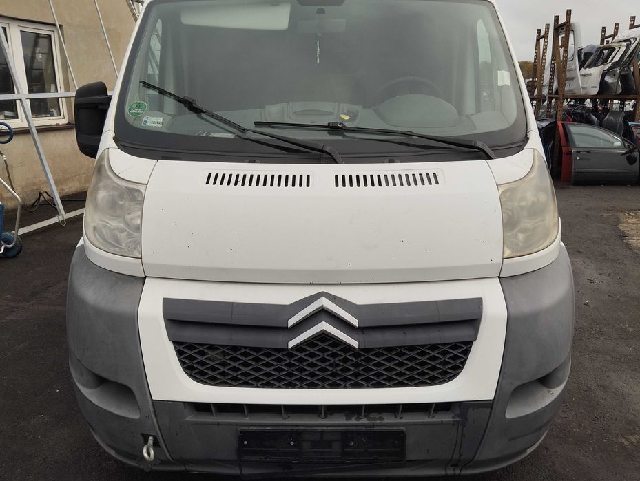 Citroen Jumper 2.2HDI L1H1 2007r.Zderzak przedni.Kompletny.