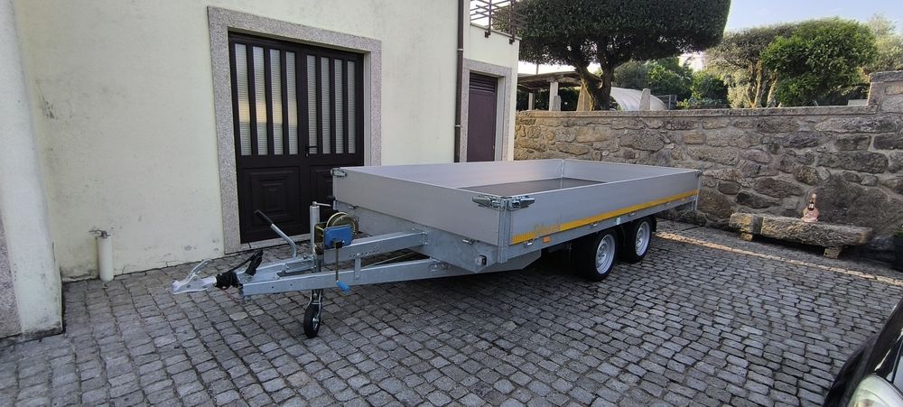 Reboque 3000kgs.