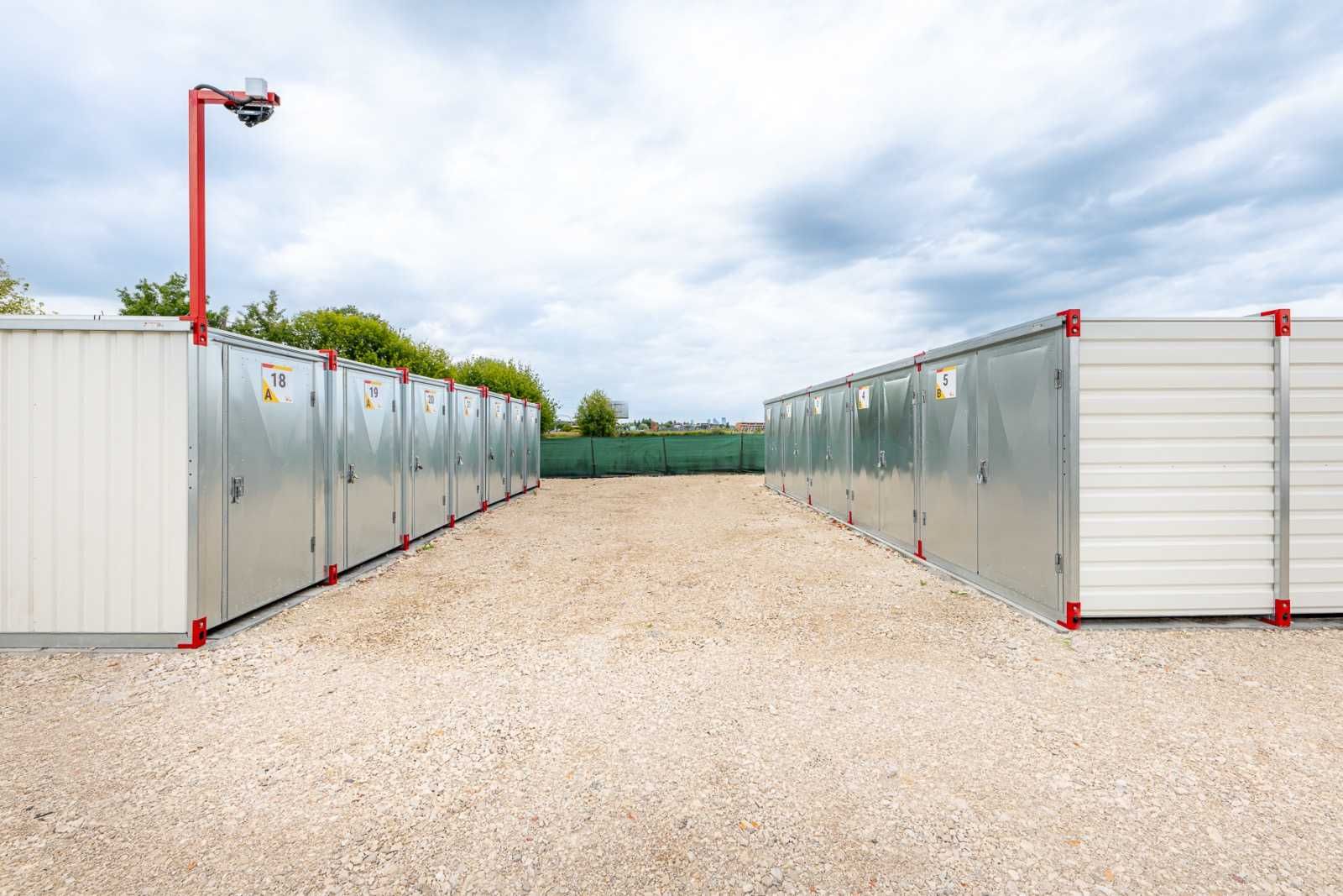 Mini magazyny 9m2 Box Magazyn Magazyn samoobsługowy self storage 9m2