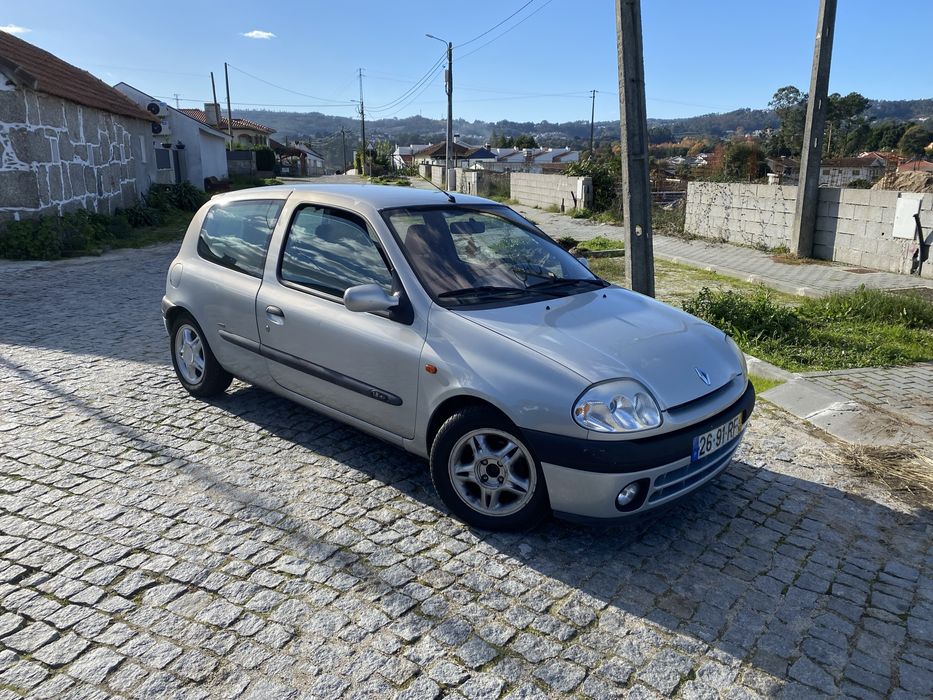 Renault Clio 1.2 16V 2001