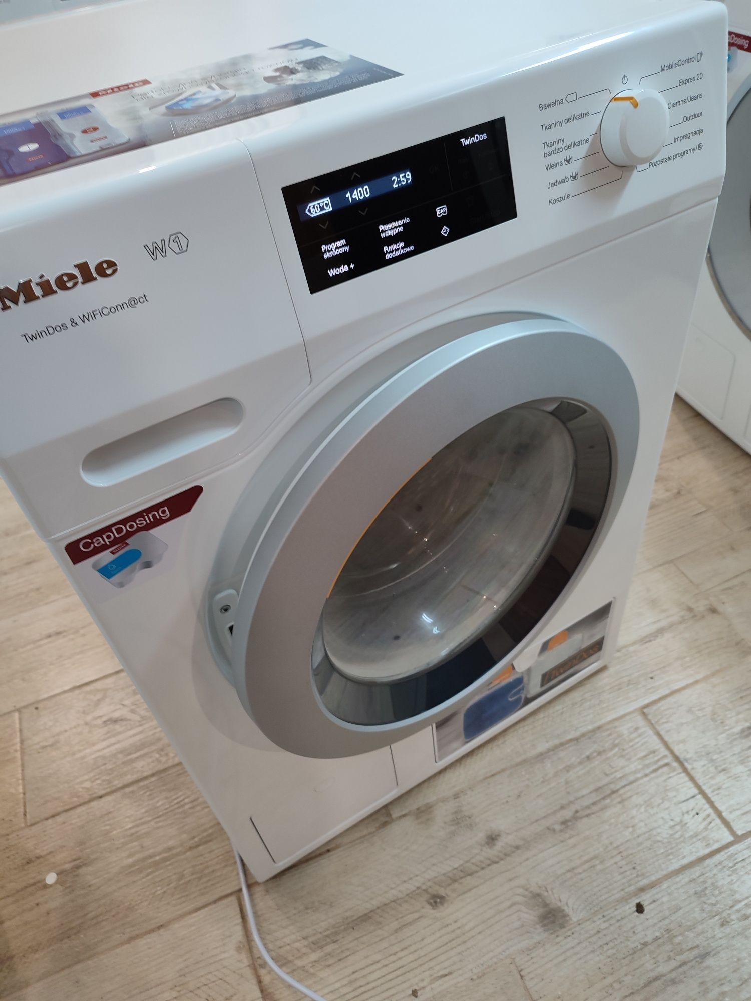 Pralka Miele WCE670 TDos A+++ 2020 rok