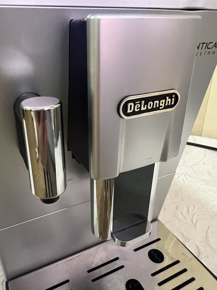 Кавомашина DeLonghi ETAM 29.660 SB Autentica Cappuccino