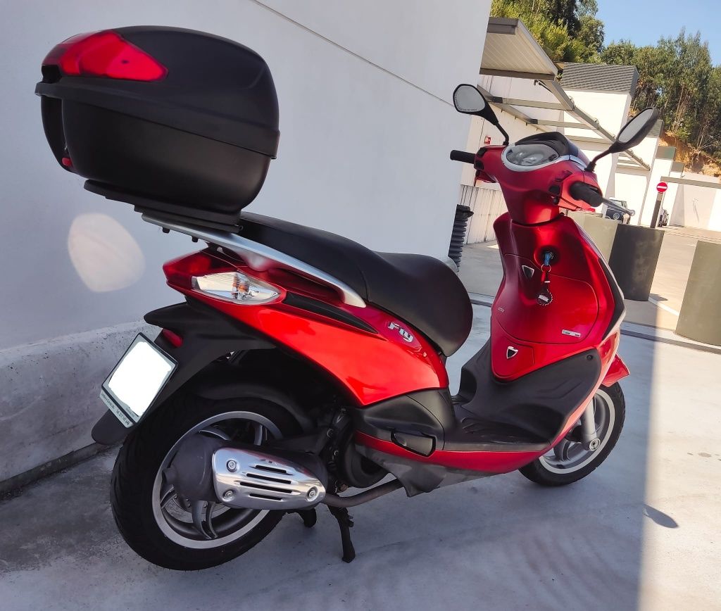 Piaggio Fly 125 ( Scooter 125 cc )
