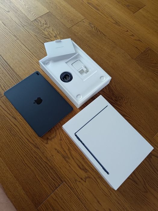 Macbook Air M2, 16 GB, 512 SSD, Midnight