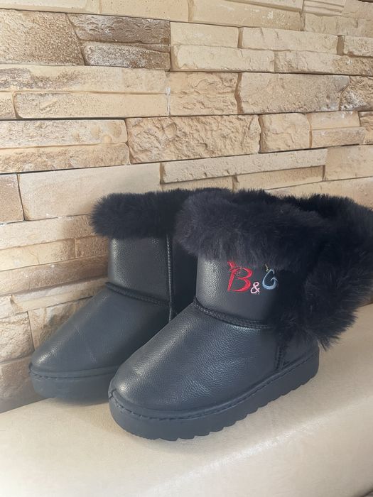 Угги. Сапожки дитячі