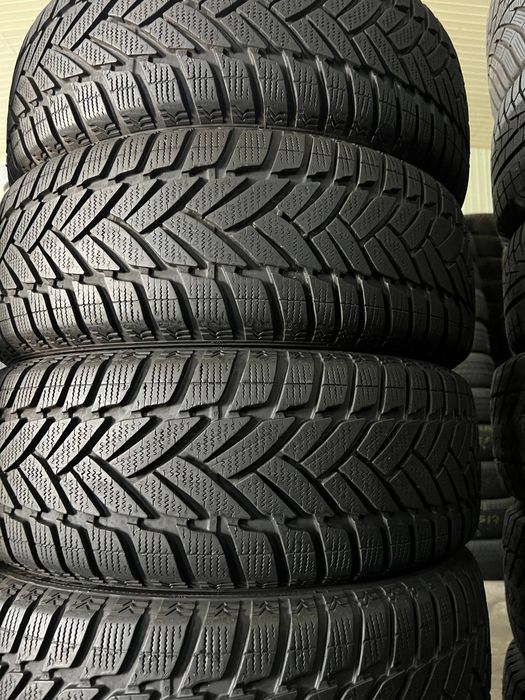 Автошини зимові DUNLOP 195/55/16 (4шт) Резина,Колеса,Гума,Скати,Шини