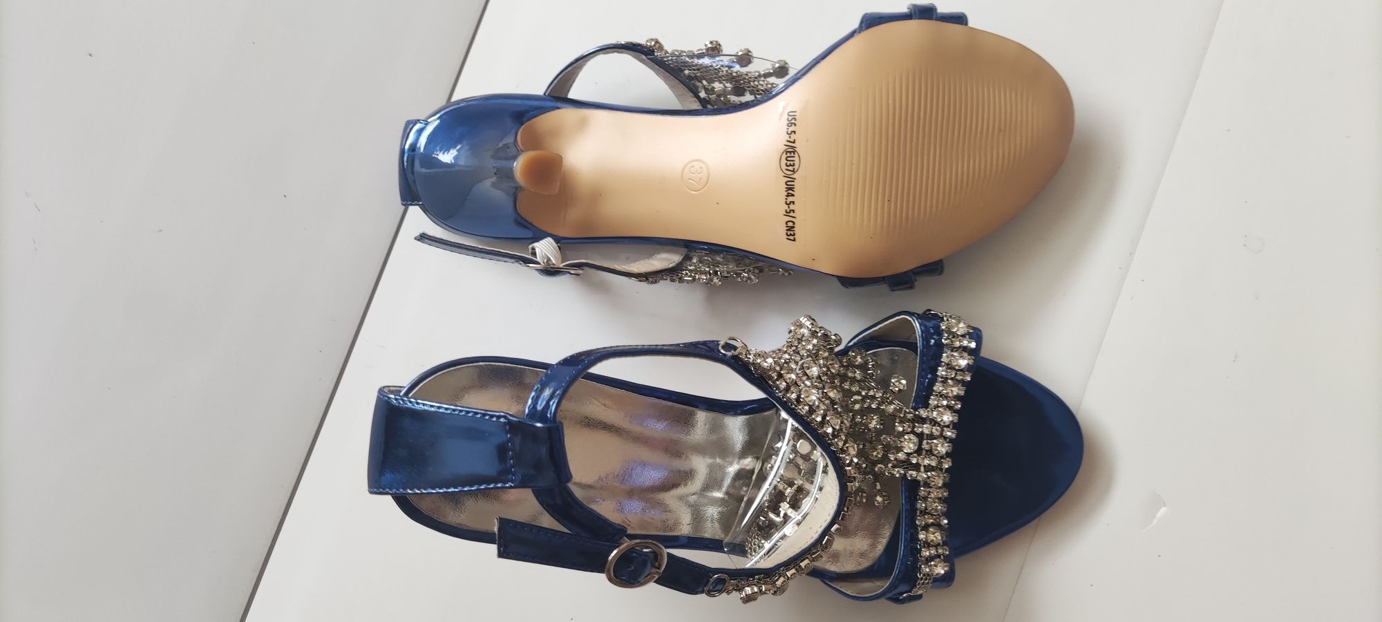 R. 37 nowe damskie buty sandały na obcasie navy