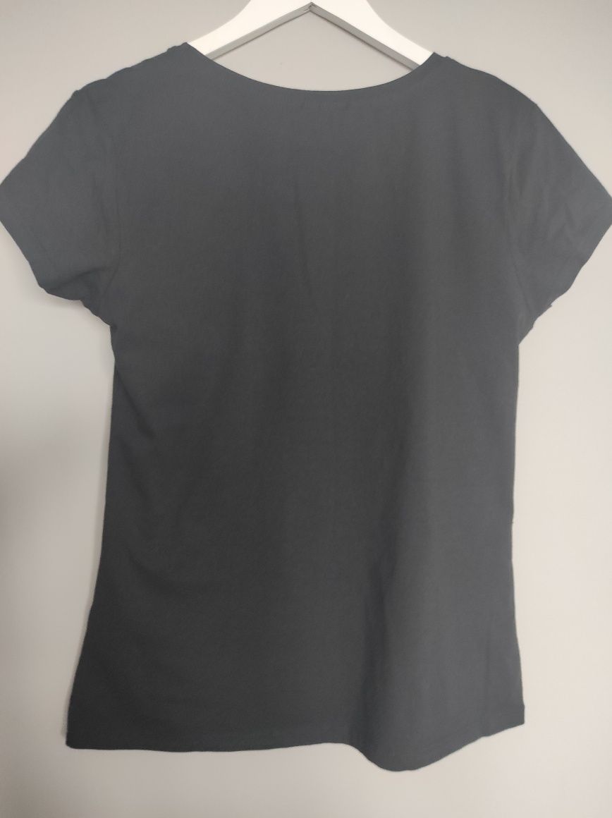 Bluzka , t-shirt bawełna ,czarna aplikacja r.M/L