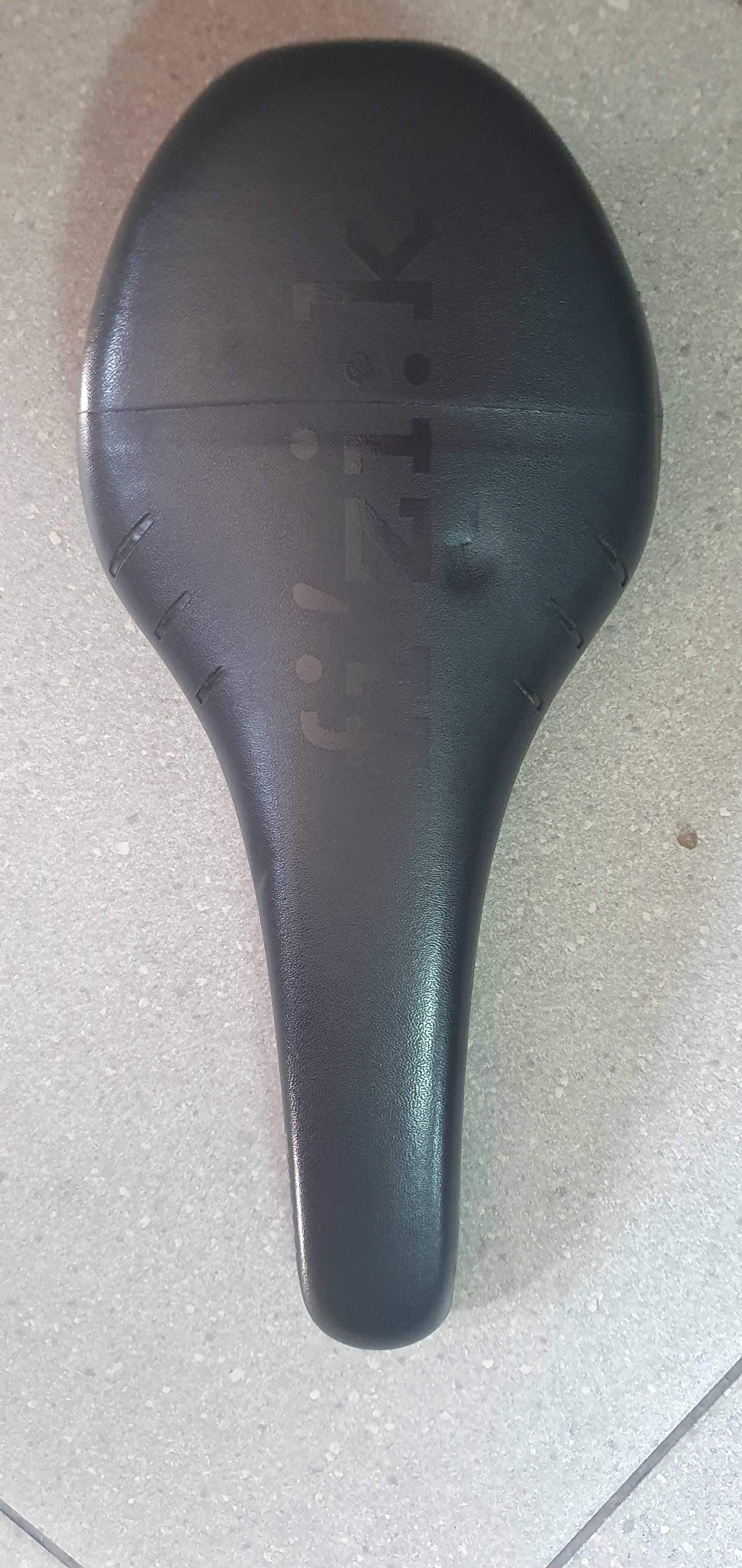 Siodełko Fizik Tundra M5