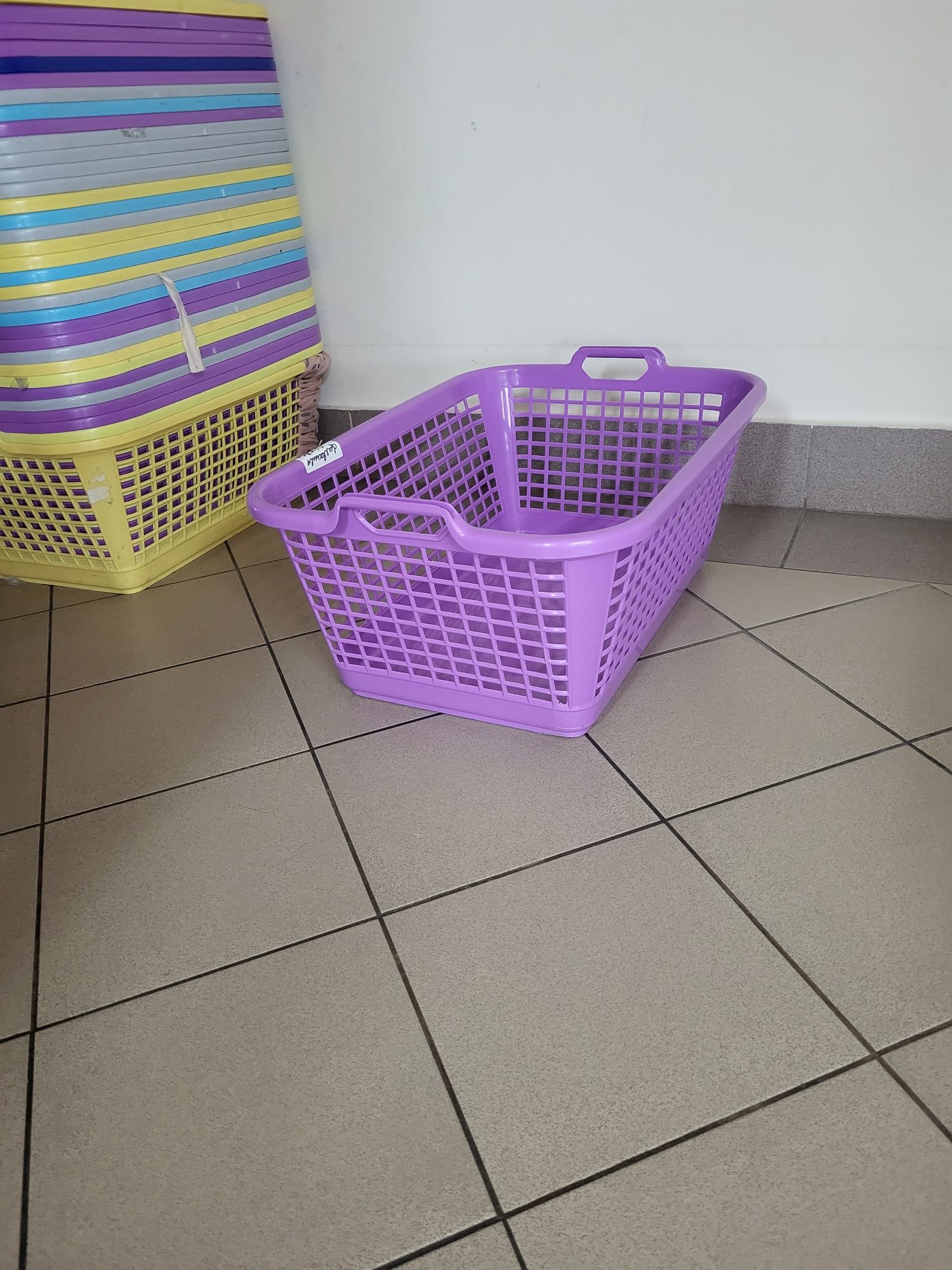Pojemnik kosz plastikowy  60l