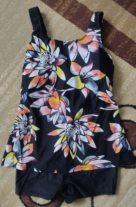 Strój kąpielowy r. 42