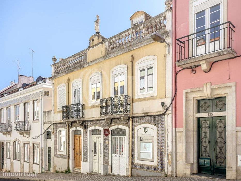 Prédio em Alojamento Local, na Ajuda, em Lisboa