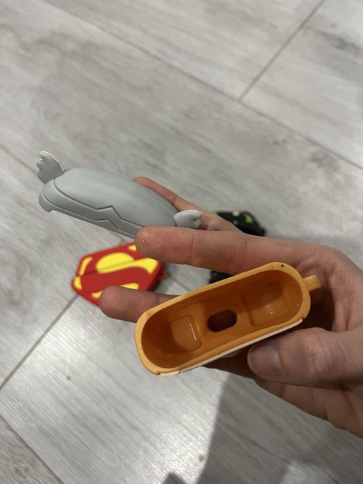 Чохли на навушники кейси для AirPods