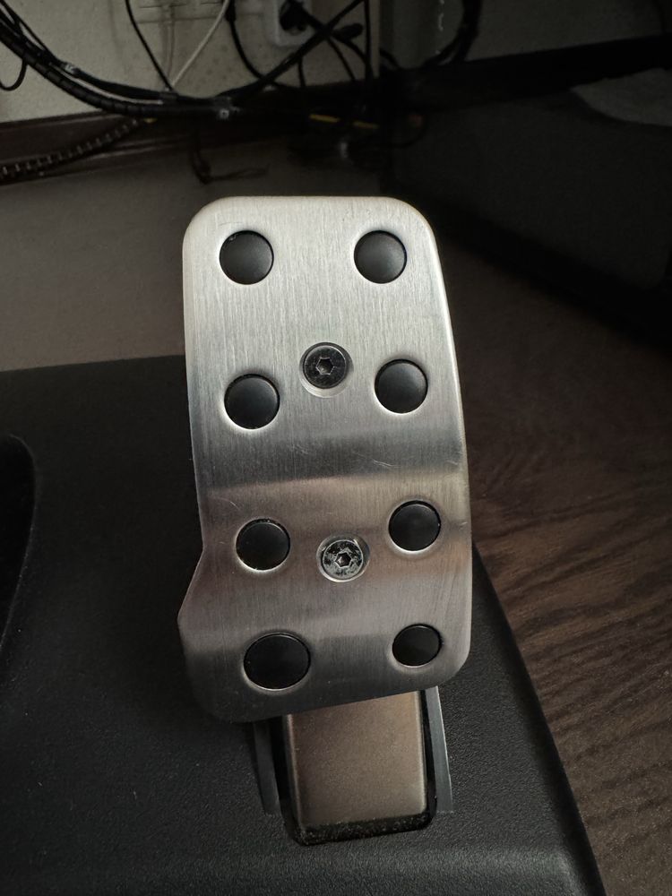 Ігрове кермо Logitech G29+коробка передач як нове