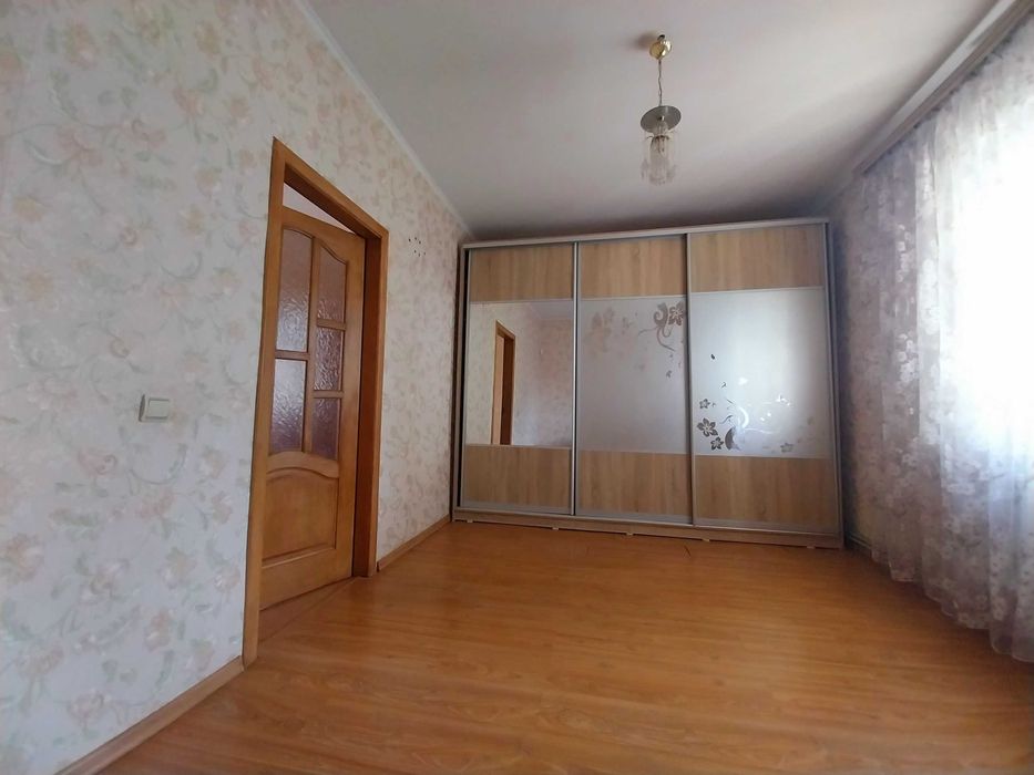 Продам будинок пл. 76/44,2/12,6 м2 в гарному стані (р-н Лісковиця)