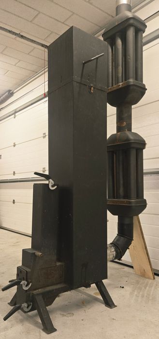 Piec rakietowy koza piec na drewno z płaszczem wodnym