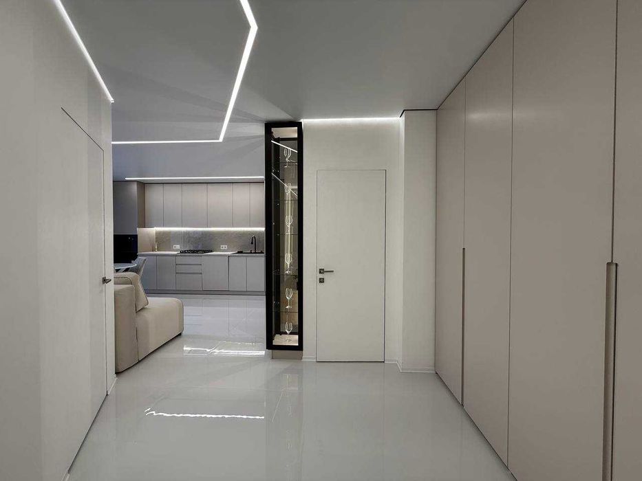 Укомплектована однокімнатна в Центрі