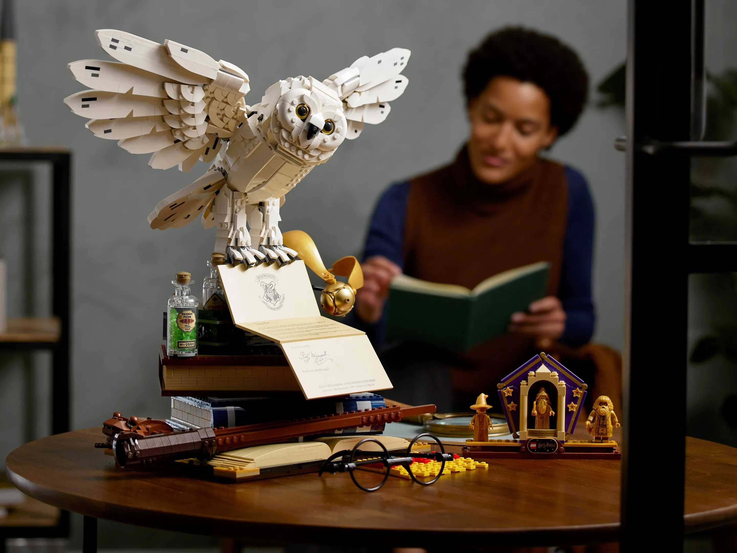Hogwarts Icons - Collectors' Edition/ Lego Owl Harry Potter