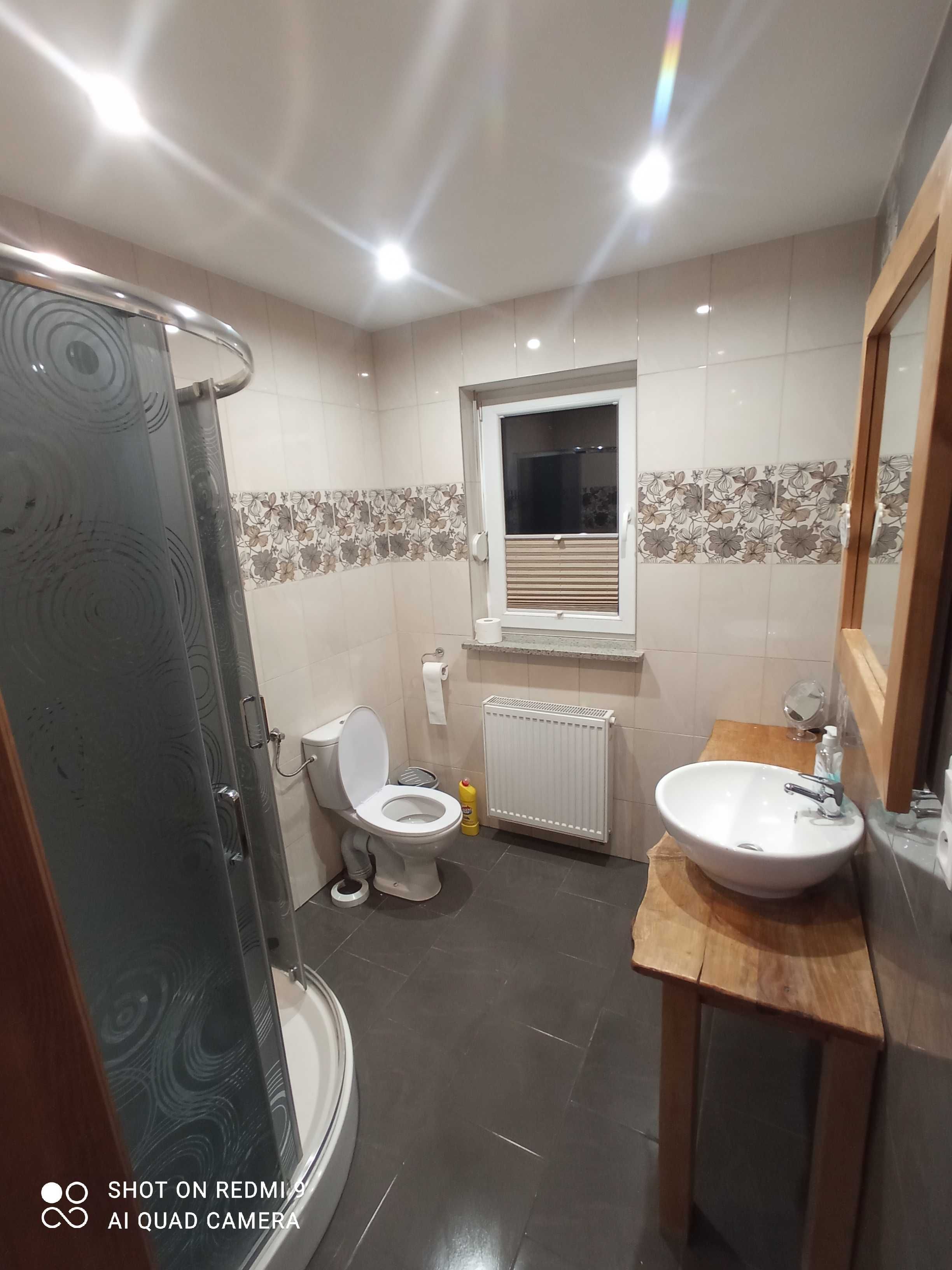 domek, apartament, noclegi nad jeziorem, dla pracowników