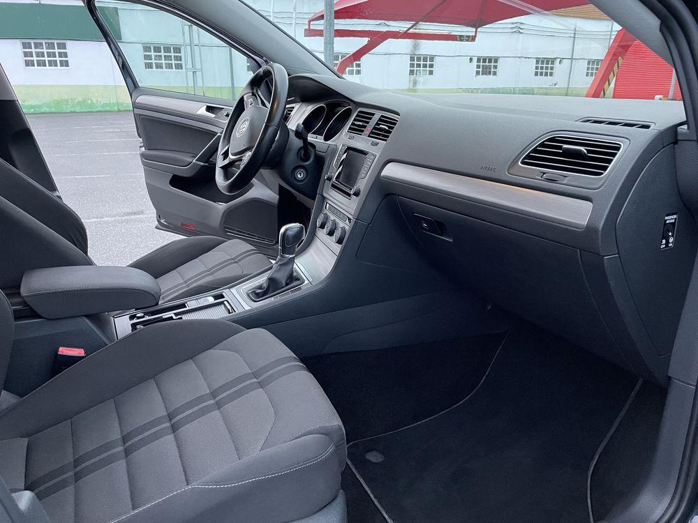 VW Golf Variant 1.6 TDI DSG