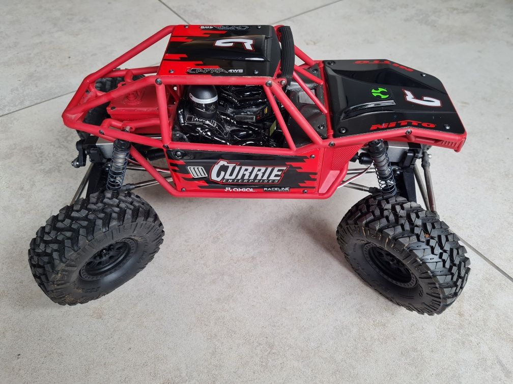 Axial capra 1.9 4WS 1:10 RTR Powystawowy