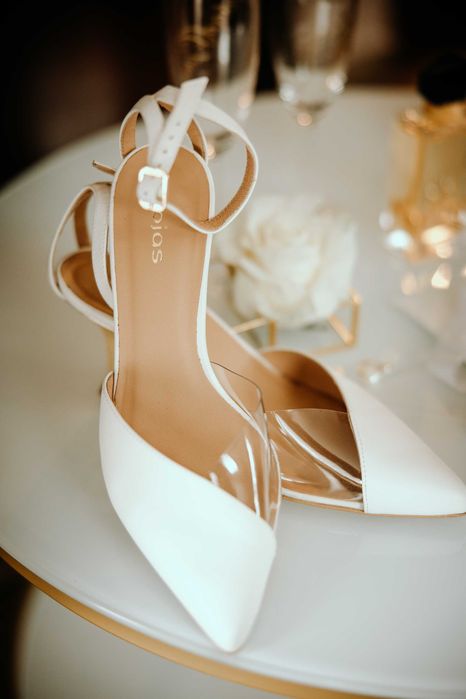 Buty ślubne WOJAS białe złoty obcas rozm. 38