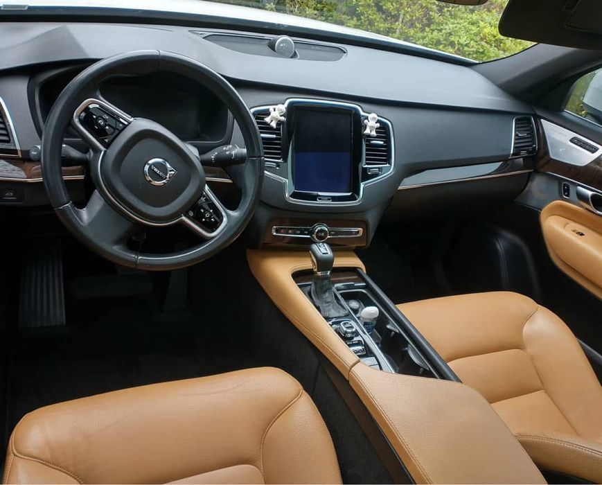 Торпедо Volvo XC90 Панель з подушкою Розборка Вольво ХС90