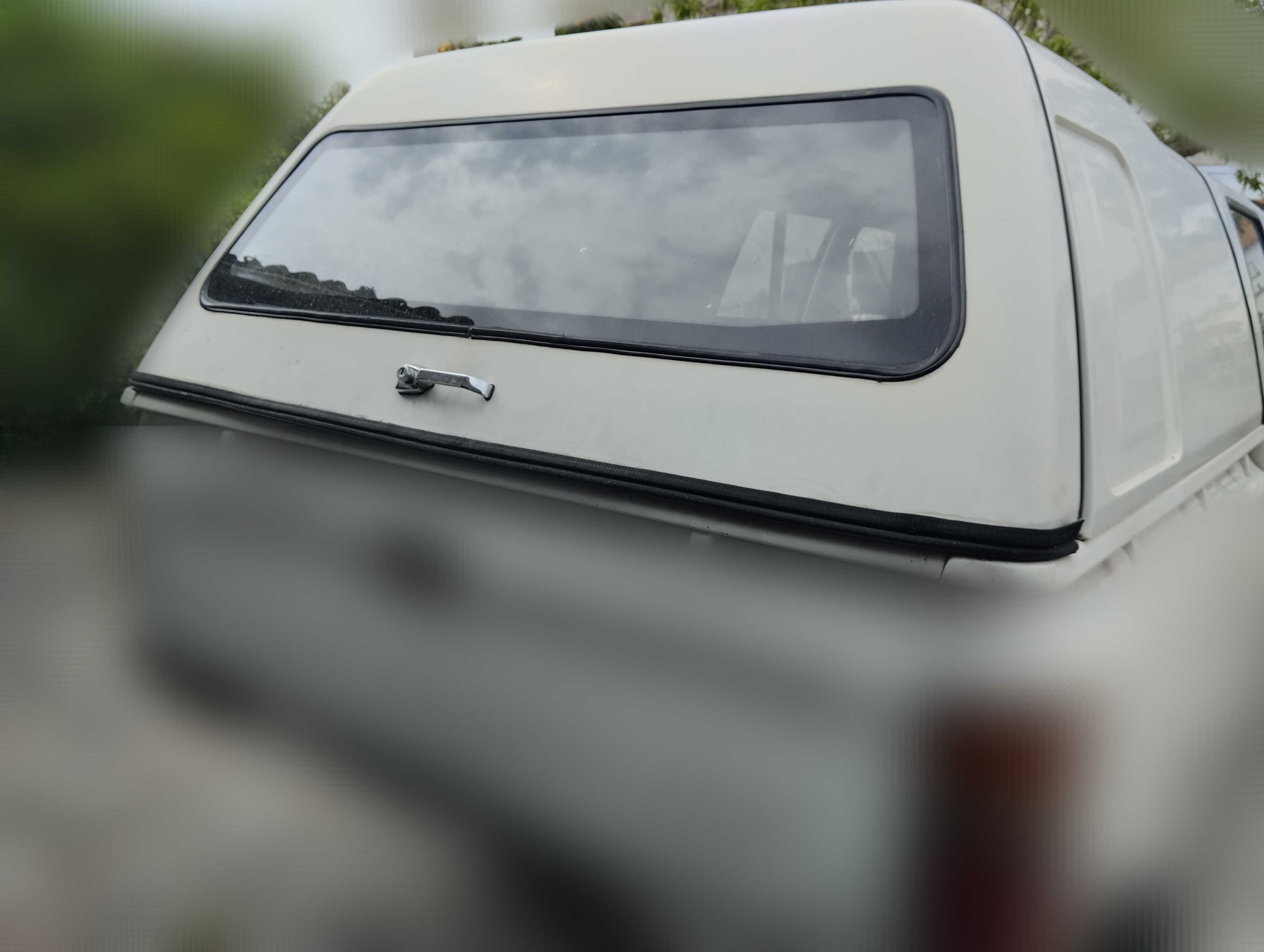 Hard-top original Toyota Hilux