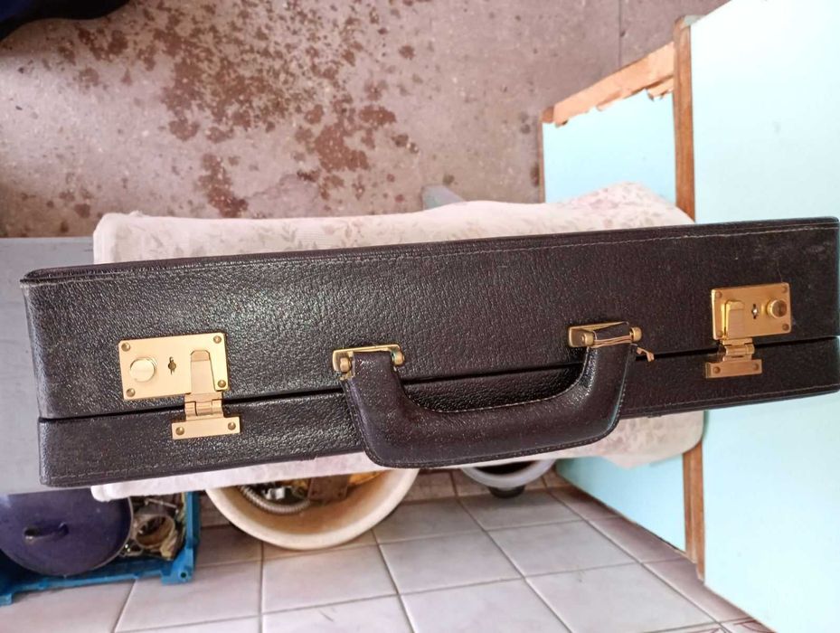 Коженный дипломат (кэйс).Чехословакия.