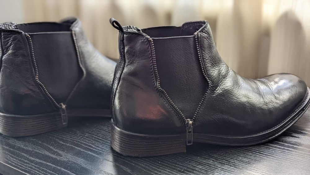 Продам челси мужские.