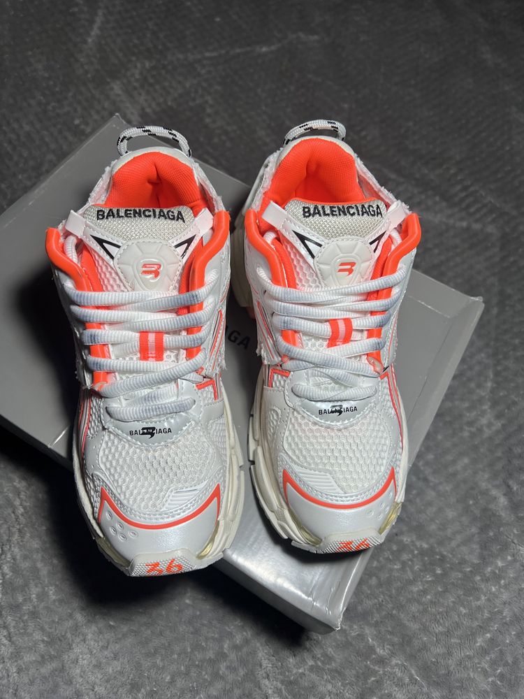 Кроссовки Balenciaga Runner White Orange