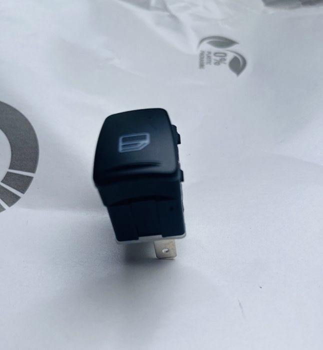 Кнопка стеклоподъемника mercedes smart forfour 454