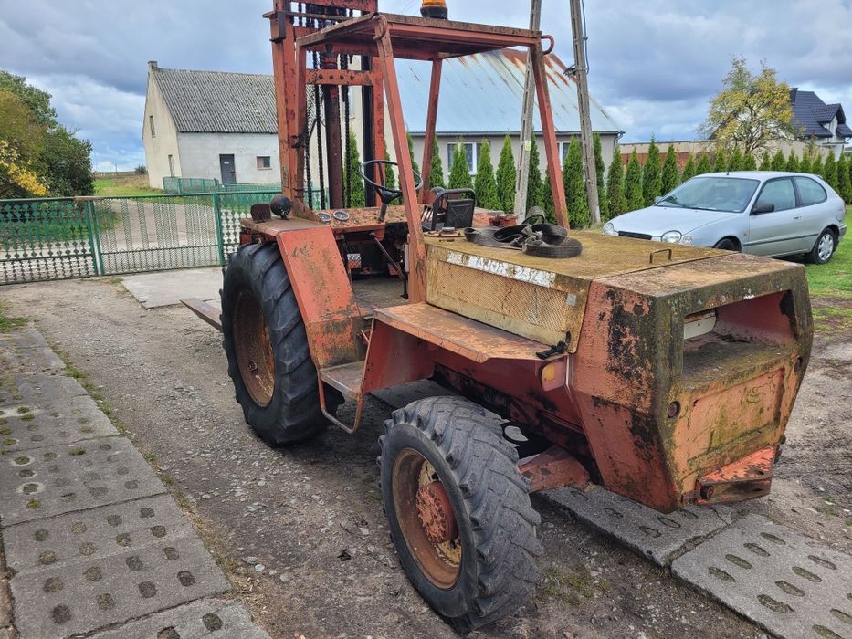 Wuzek widlowy terenowy manitou 4x4