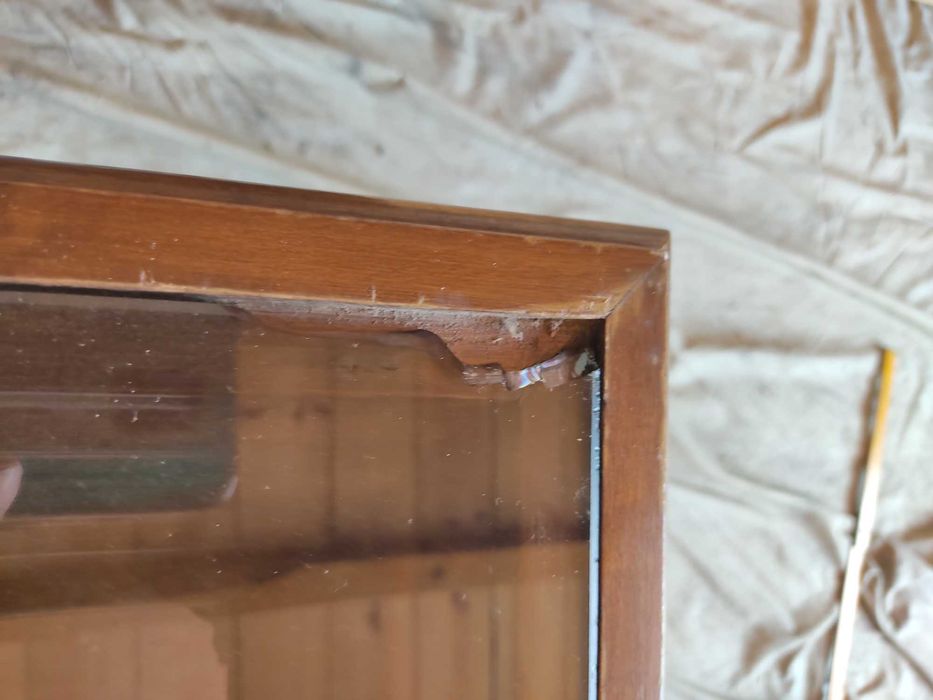 Mesa em madeira para sala