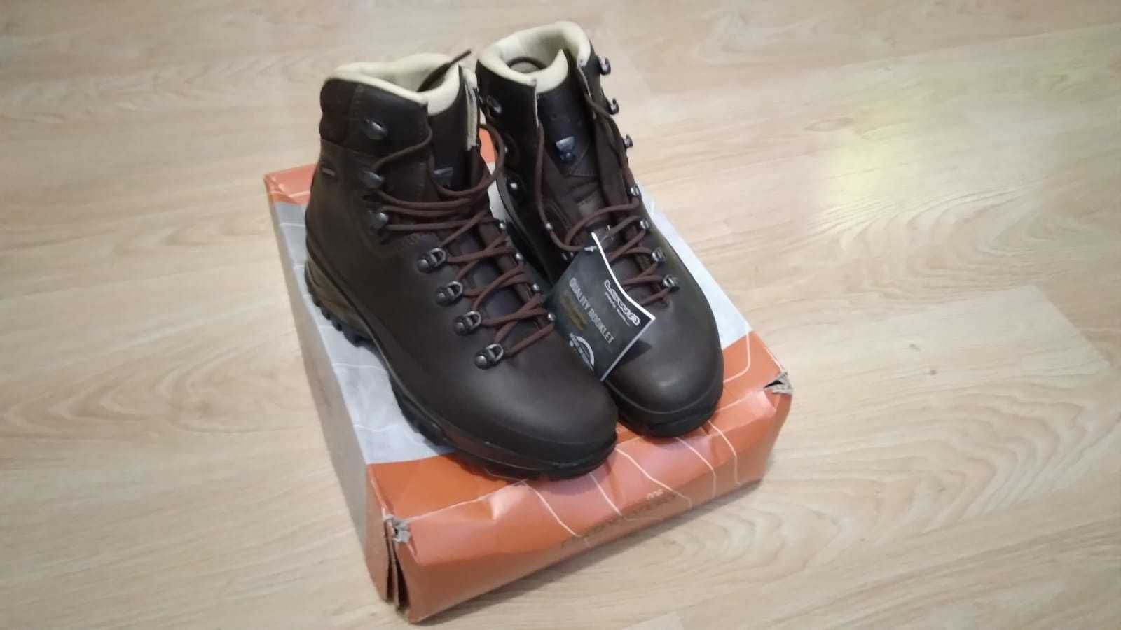 Buty trekkingowe LOWA Munro Ws 39 brązowe nowe