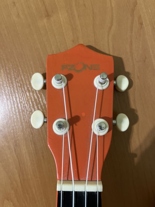 Окулеле дитяче деревʼянне