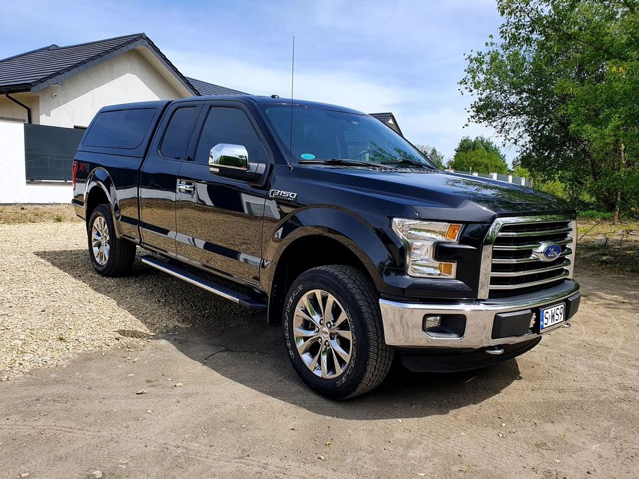 Ford F150 5.0 V8**SKÓRA**Hak 3500kg**Nowe Koła 20"**Kamera**6 osób**Zabudowa