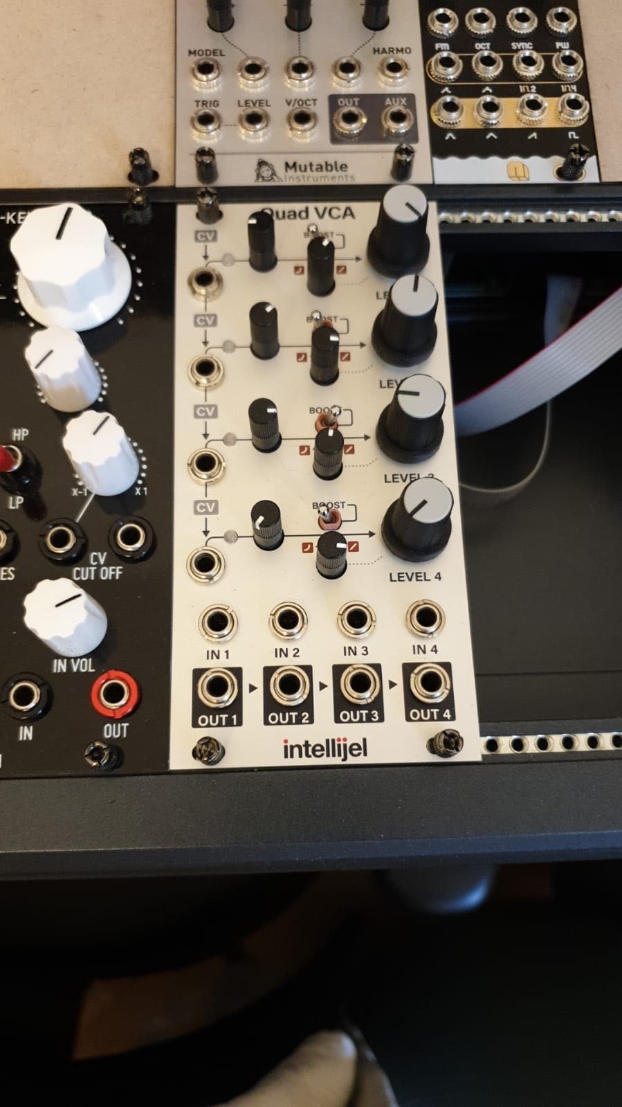 Intellijel Quad VCA eurorack