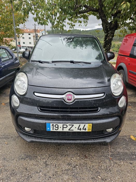Fiat 500L  7 lugares Nacional