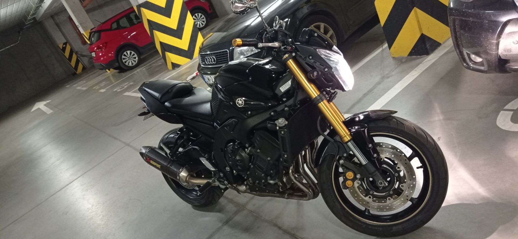 Yamaha FZ8.Naked