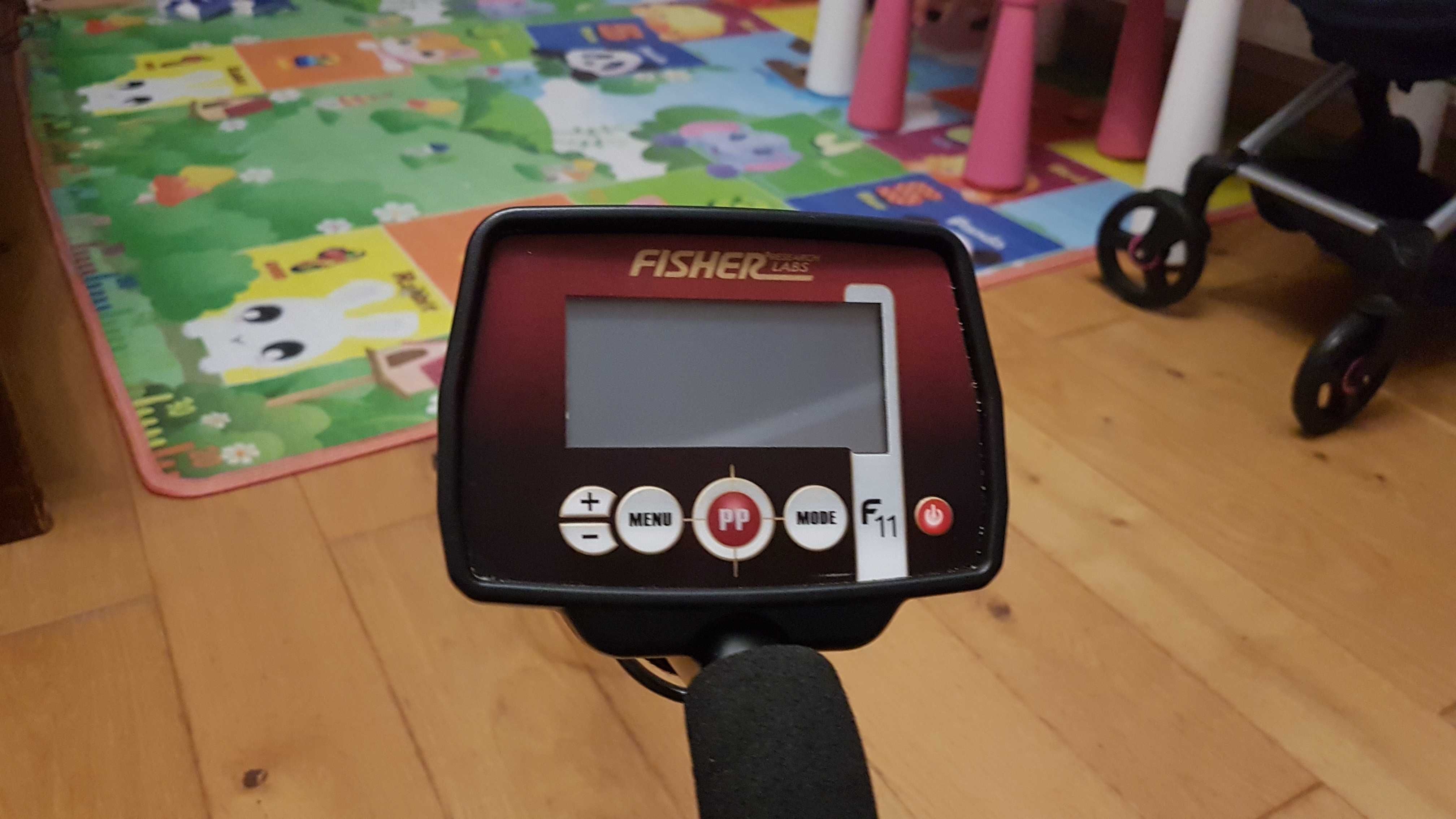 Wykrywacz FISHER F11  Prawie nie uzywany