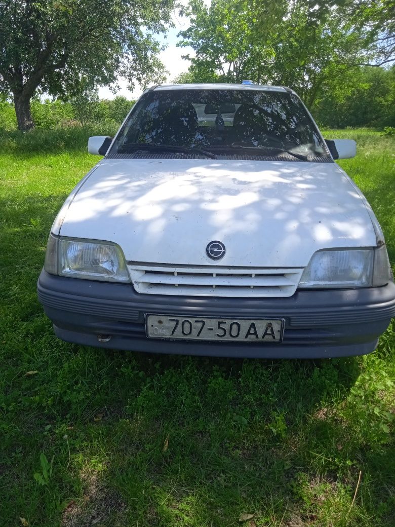 Продам, обміняю опеля 1,3