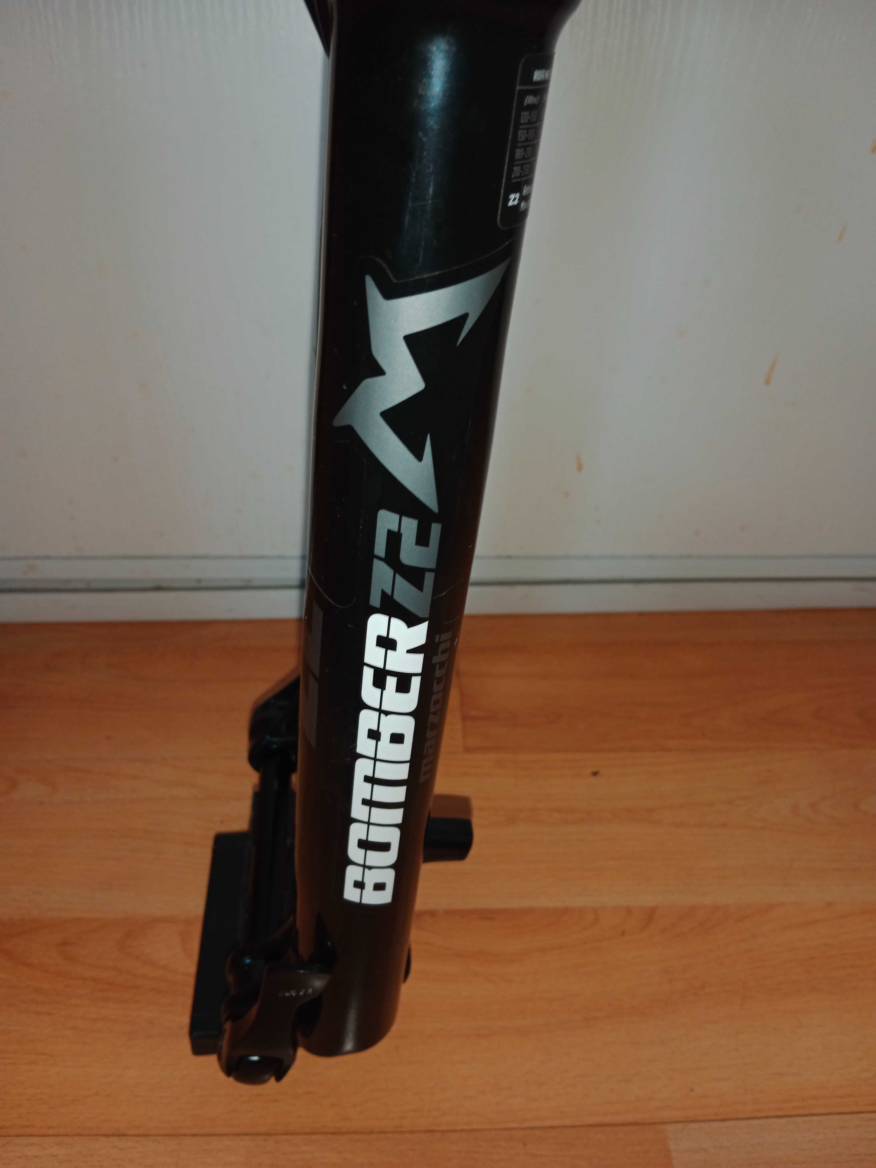 Marzocchi Bomber Z2 29- 140mm Rail
