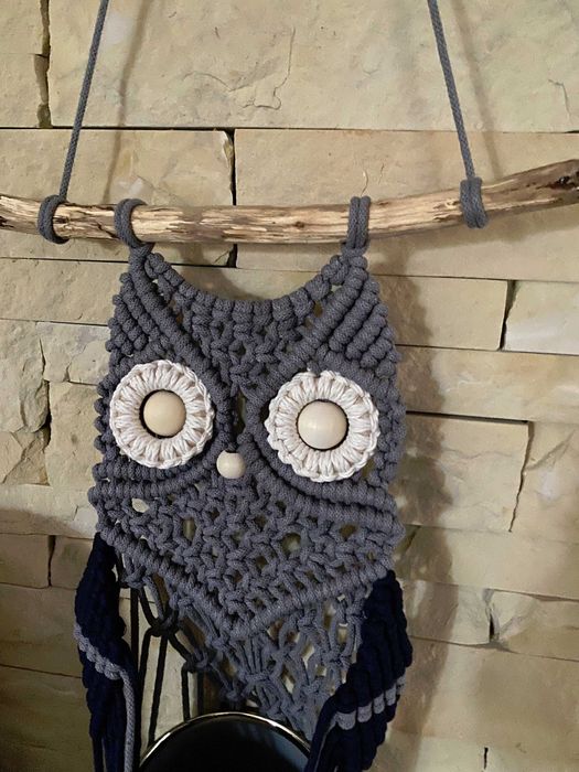 Kwietnik z makramy sówka