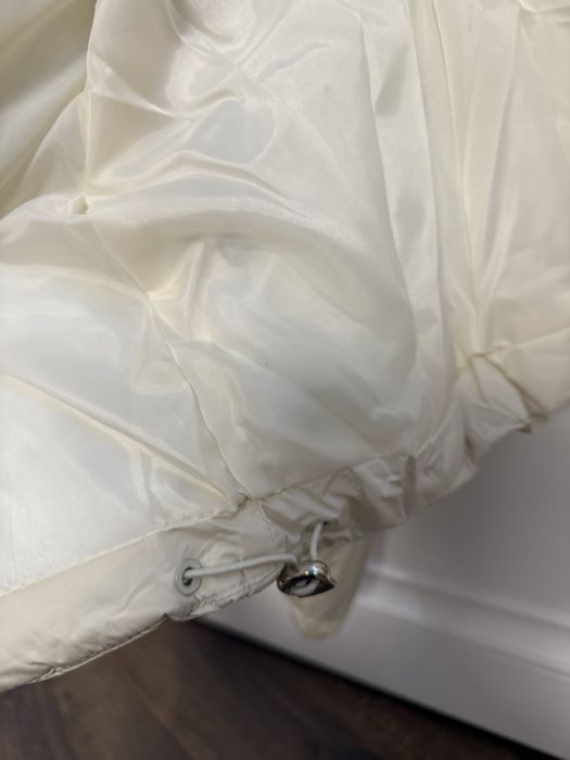 Пуфер,пуховик молочний