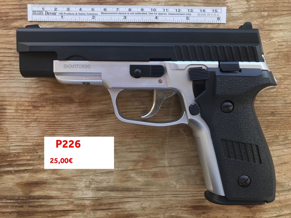 Pistola Airsoft de MOLA - SIG P226 - CZ 75D - COLT 25 - MP40 novas Plástico