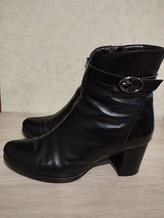 Осінні ботінки,сапоги,ботфорди р.38