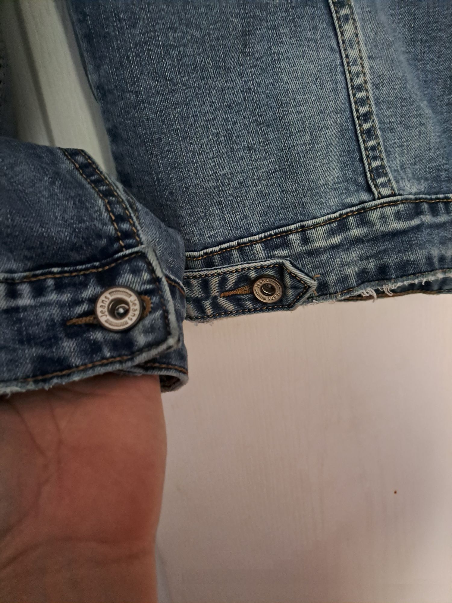 Kurtka katana jeans Butik 42 przetarcia Nowa